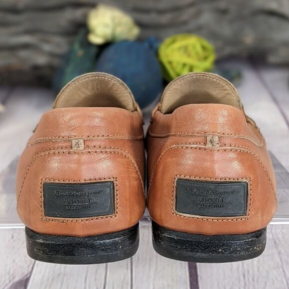 Salvatore Ferragamo Gancini Moccasin Loafers - Size 8.5 (2A) - Picture 5 of 10